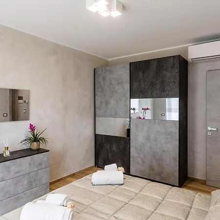 Trilocale Nella Domus Nova Appartement *