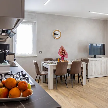 Appartement Trilocale Nella Domus Nova Settimo Torinese