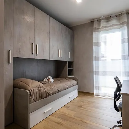 アパート Trilocale Nella Domus Nova セッティモ・トリネーゼ