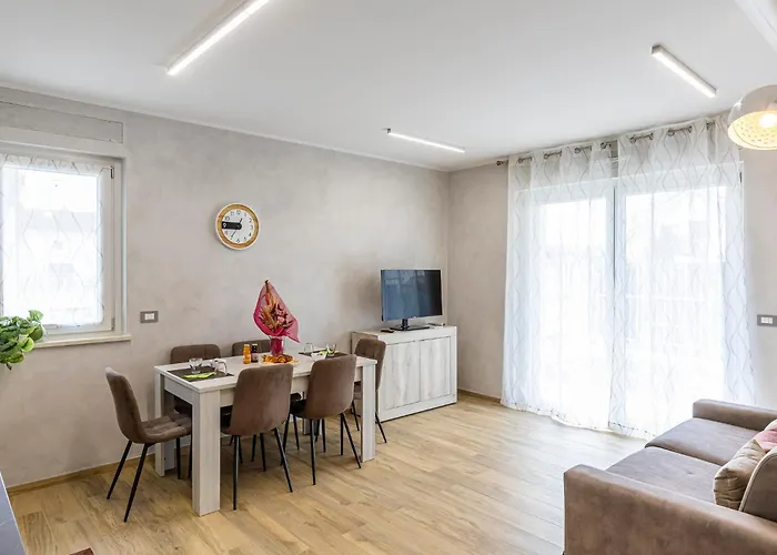 Trilocale Nella Domus Nova * سيتيمو تورينيزي